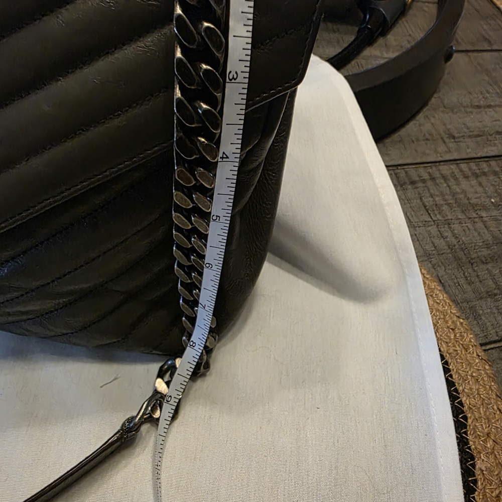 Saint Laurent Grey Quilted Leather Shoulder Bag with Chain and YSL Charm - Picture 5 of 16